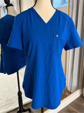 Cherokee Infinity Womens Scrub Top Small Turquoise Blue Worn Twice